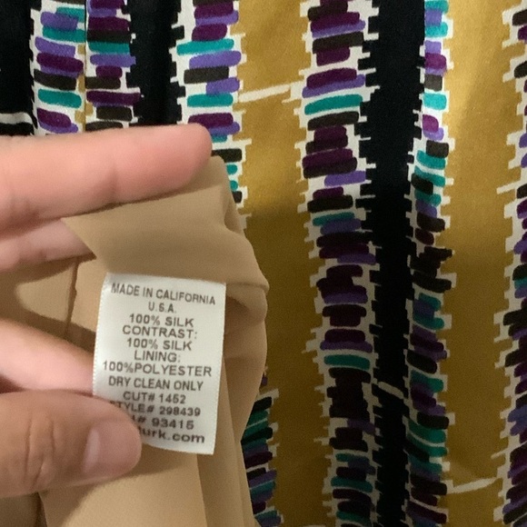 Trina Turk 100% Silk Abstract Purple Gold Black Stripe Dress Sz 2 Sleeveless - Picture 13 of 13